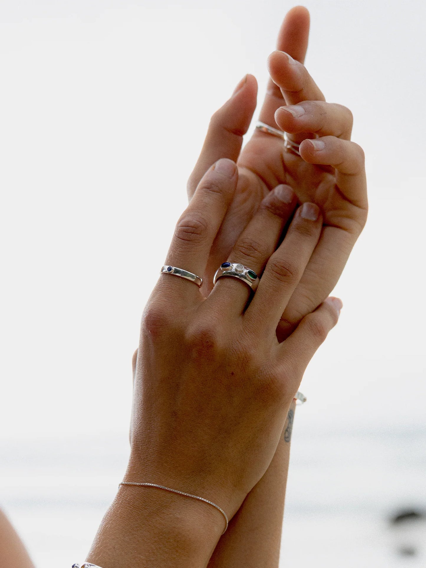 Balance ring | green agate, lapis lazuli + rainbow moonstone